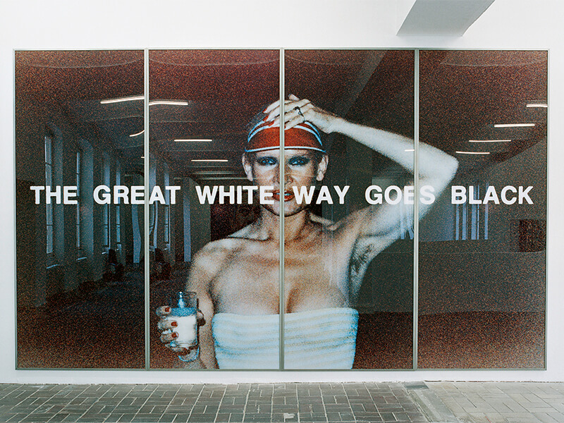 Katharina Sieverding, THE GREAT WHITE WAY GOES BLACK, IX-1977 © Katharina Sieverding, VG Bild-Kunst, Bonn 2020