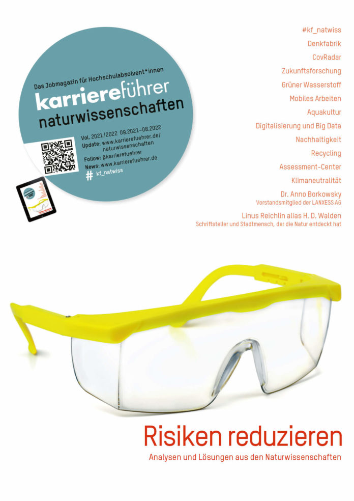 cover karrierefuehrer naturwissenschaften 2021-2022