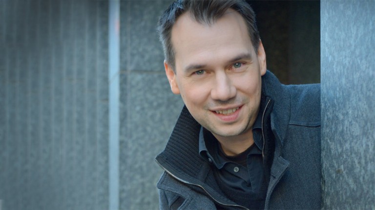 Jurist und Bestseller-Autor Dr. Sebastian Fitzek im Interview