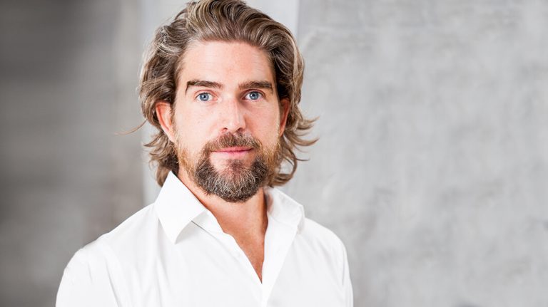 Orthomol-Chef Nils Glagau im Interview