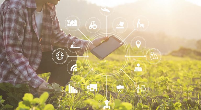 Datenerfassung auf dem Acker und im Stall