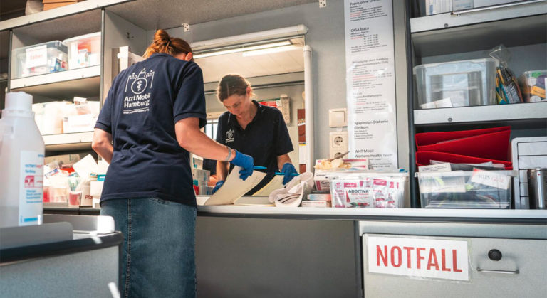 Hilfe auf der Straße