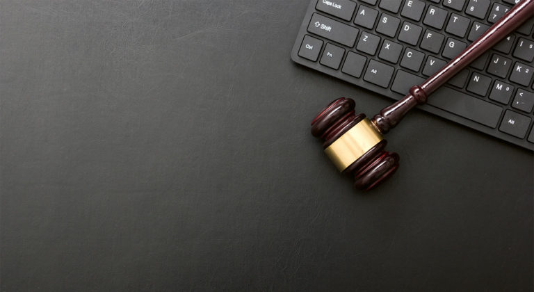 Virtuelle Gerichtsverfahren