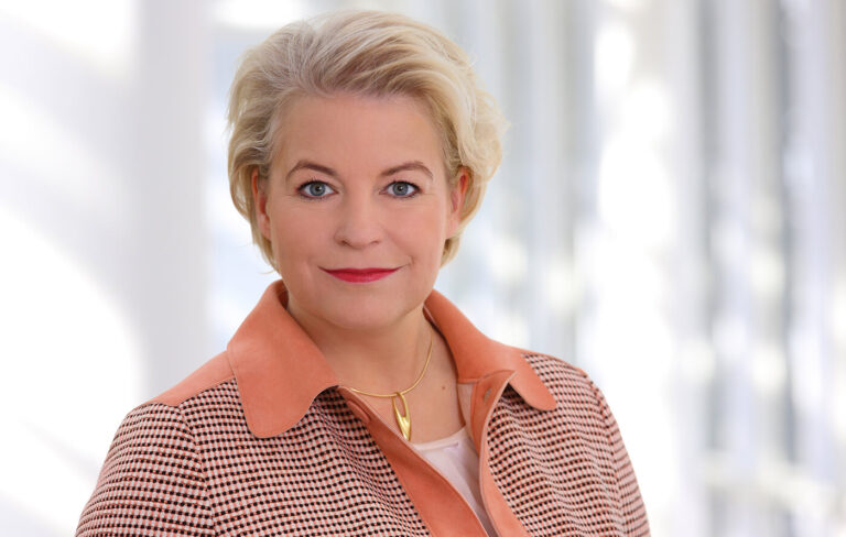 Univ.-Prof. Dr.-Ing. Katharina Klemt-Albert im Interview